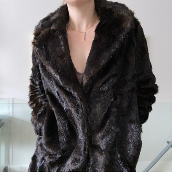 Zara faux fur jacket - Picture 4 of 11